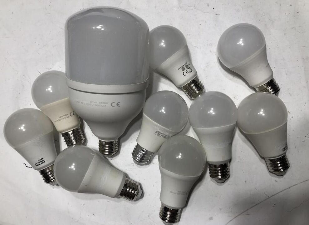 úsporné žárovky